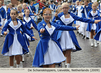 Drumband Schanskloppers en Harmonie St. Willibrord Lievelde 2009 Bloemencorso Lichtenvoorde Photo