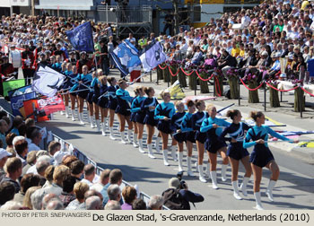 De Glazen Stad, 's-Gravenzande, Netherlands 2010 Bloemencorso Zundert Photo