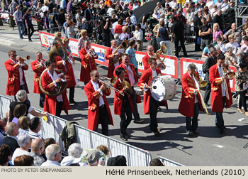 HeHe, Prinsenbeek, Netherlands 2010 Bloemencorso Zundert Photo