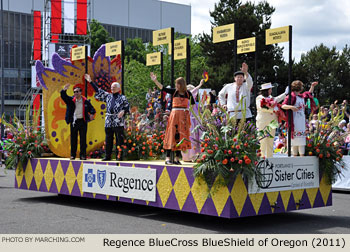 Regence BlueCross BlueShield Float 2011 Grand Floral Parade Photo