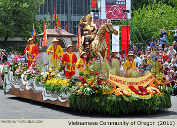 Vietnamese Community of Oregon Float 2011 Grand Floral Parade Photo