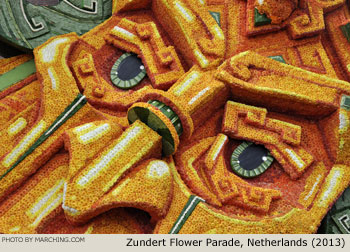 Crazy Gold 2013 Bloemencorso Zundert Photo