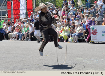 Rancho Tres Potrillos 2013 Grand Floral Parade Photo