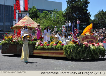 Vietnamese Community of Oregon Float 2013 Grand Floral Parade Photo